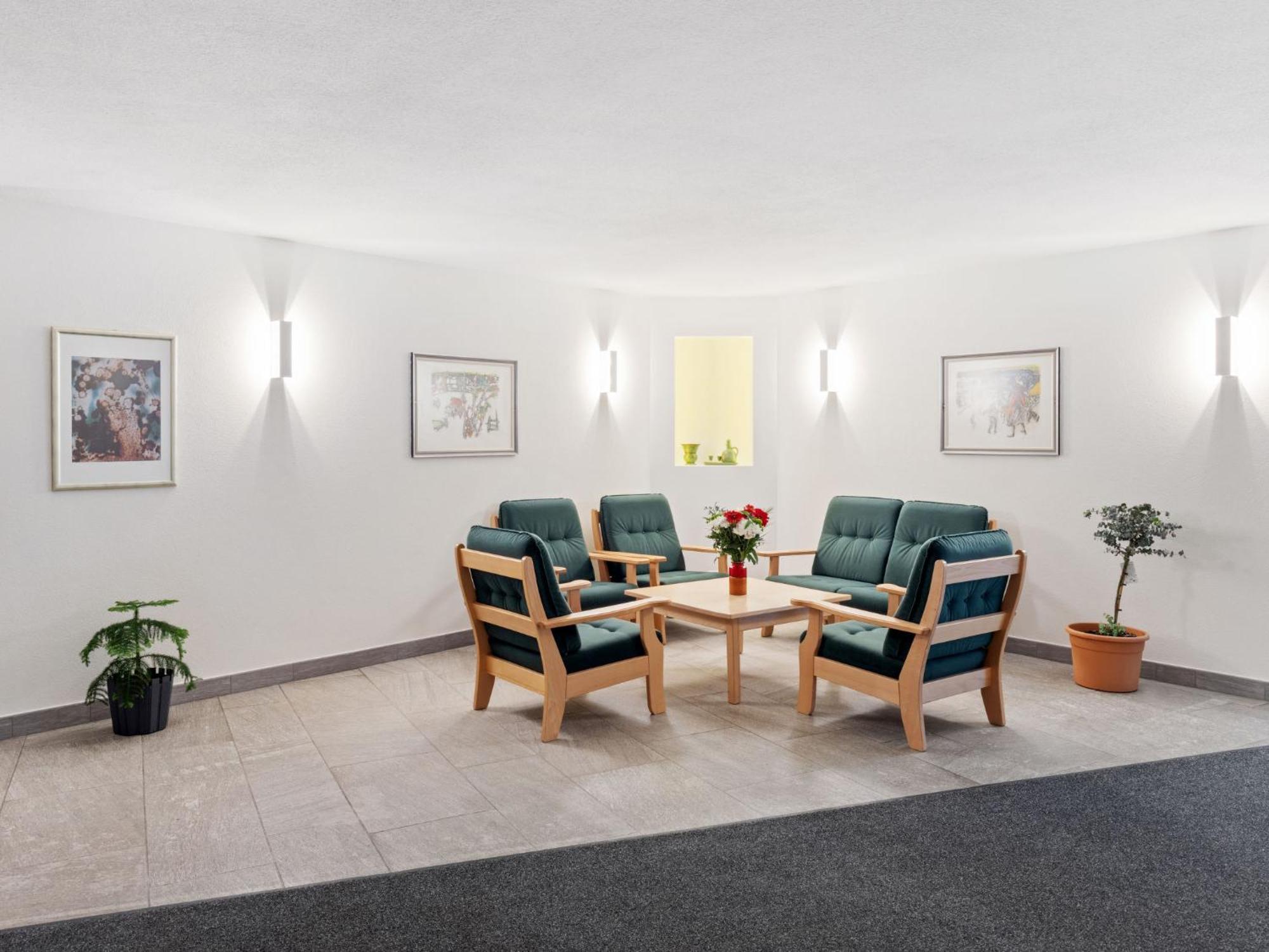 Apartment Parkareal - Utoring-8 By Interhome Давос Екстериор снимка